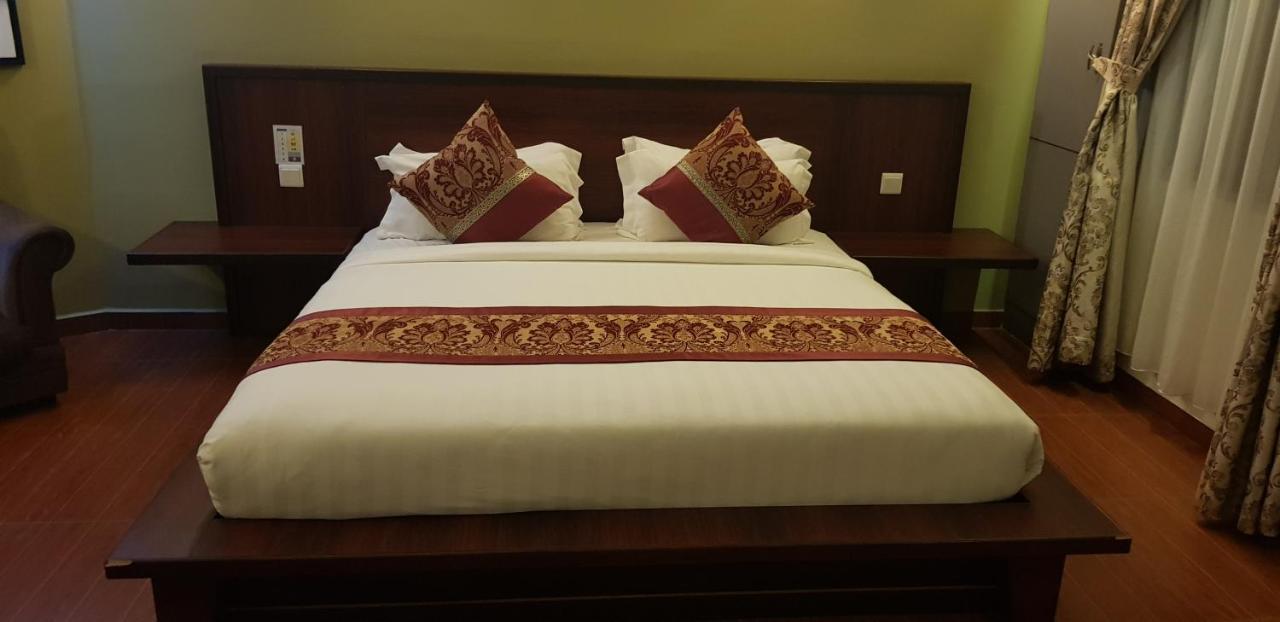 Capital O 89938 Herald Hotel Malacca Exteriér fotografie